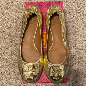 Brand New in Box - Tory Burch Gold Reva - size 9.5